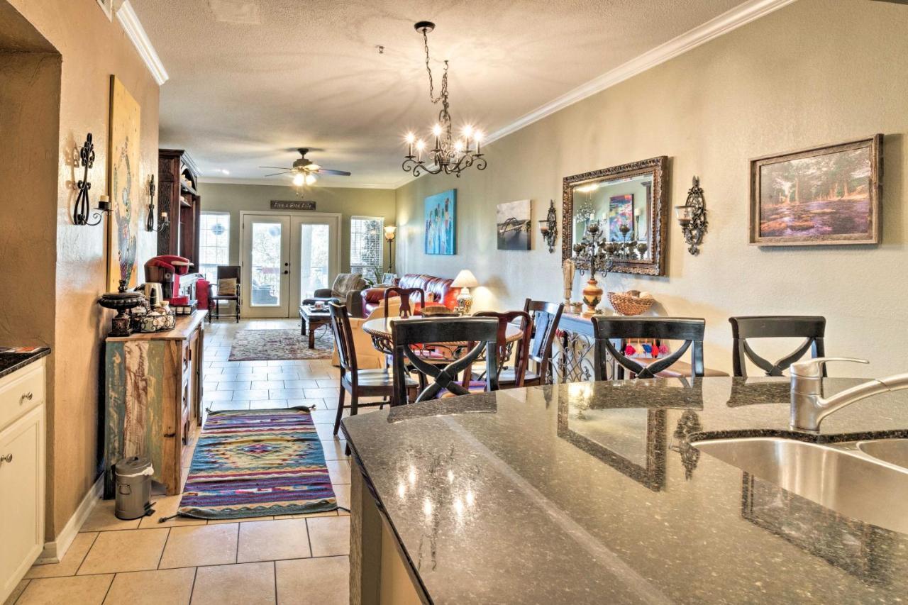 Lakefront Lago Vista Condo With Resort Amenities! Buitenkant foto