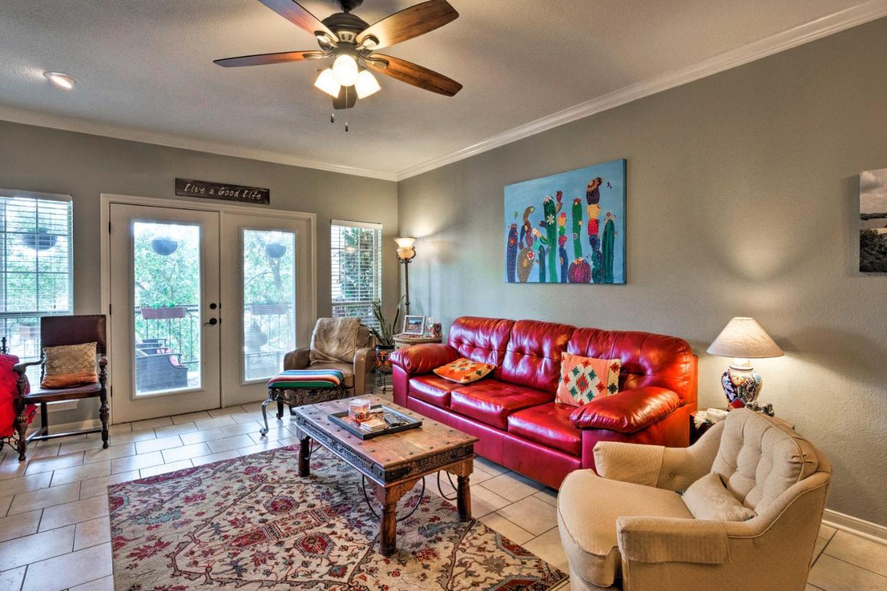 Lakefront Lago Vista Condo With Resort Amenities! Buitenkant foto